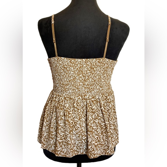 NWT Old Navy Woman’s XS Brown V-Neck Mesh Babydoll Cami Swing Top - Picture 5 of 9